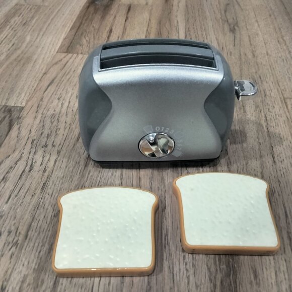 Playgo Pop Up Toaster Toy Bread Slices Gray - Picture 8 of 10